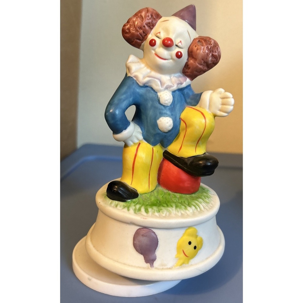 Vintage Porcelain Clown Figurine Brinn's PGH,Pa Taiwan REVOLVING MUSIC